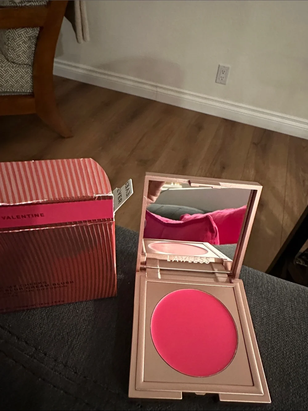 🆕 LAWLESS Pinch My Cheeks Soft-Blur Cream Blush / Valentine